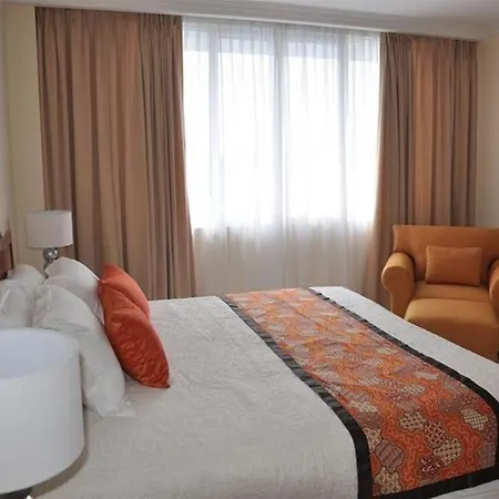 Dermaga Keluarga Hotel